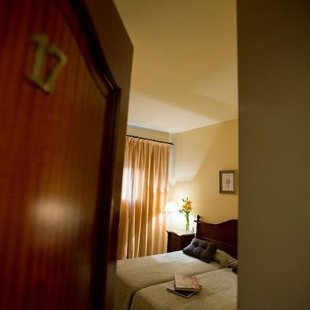 Hotel Gran Avenida Coria del Río Dış mekan fotoğraf